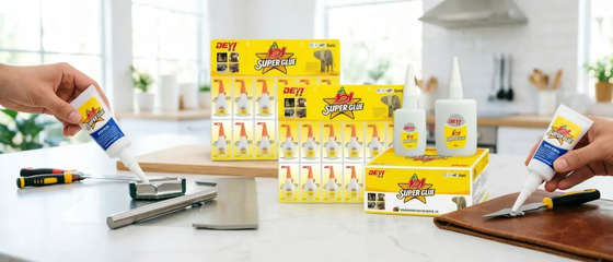Rapid Cure 502 Super Glue는 15~20초의 초기 경화 시간과 12개월의 저장 수명으로 강력하고 접착력을 보장합니다.